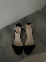 Hohe Schuhe schwarz Nordrhein-Westfalen - Kerpen Vorschau