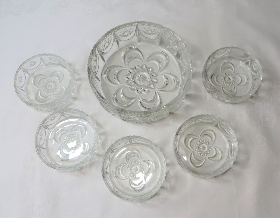 Glasschalen Schüsseln Kristallglas, 6er Set, vintage in Engelskirchen