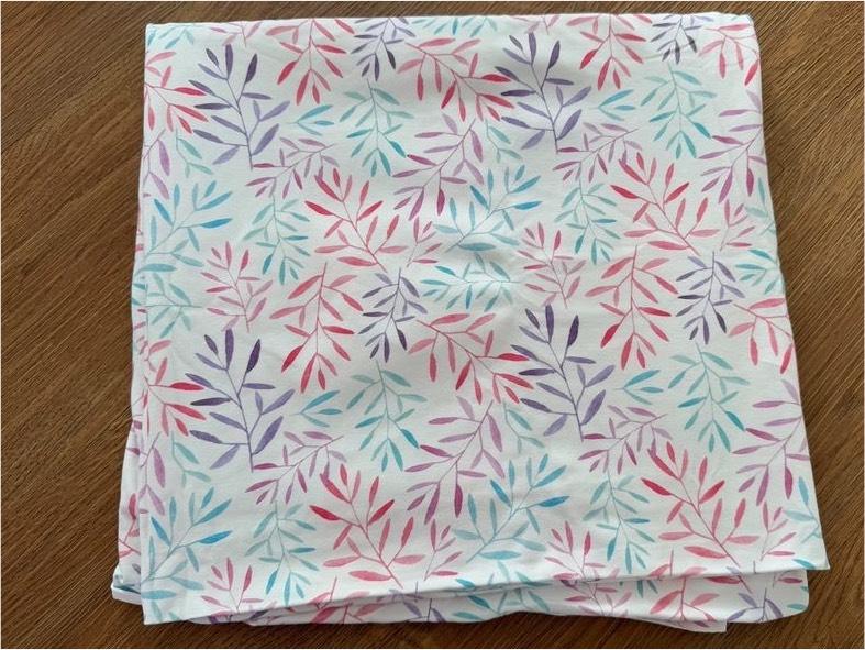 1,6m Baumwolljersey Stoff Weiß Blätter Aquarell Jerseystoff in Groß-Gerau