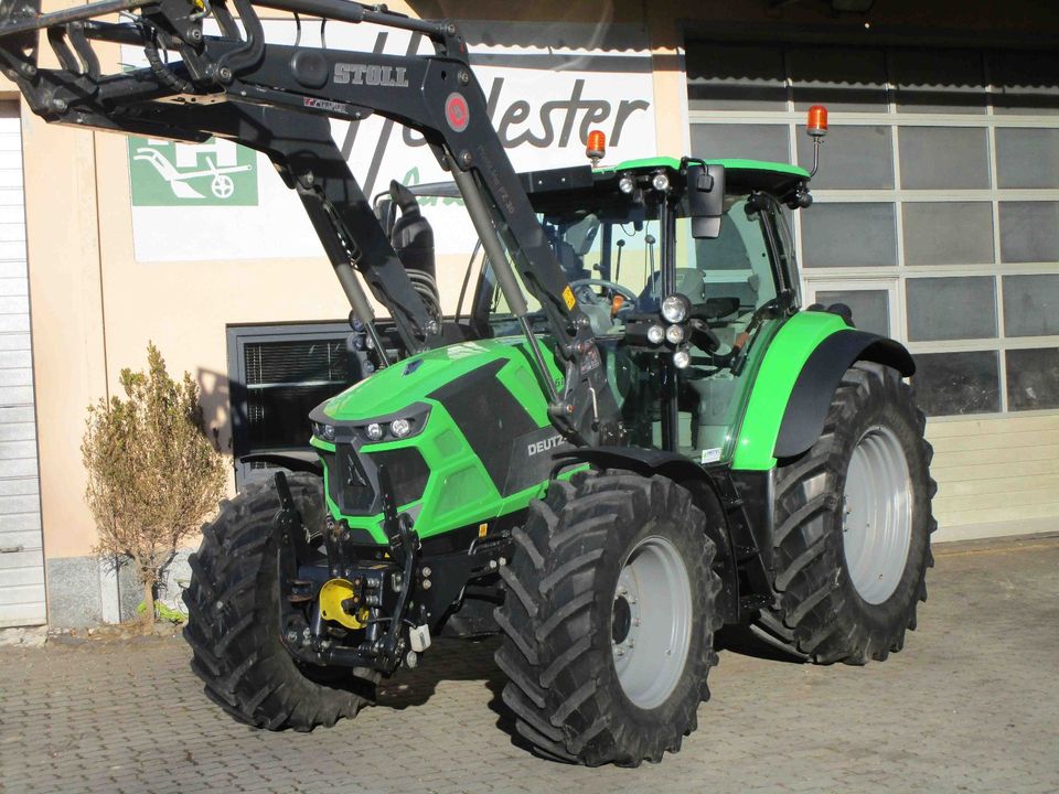 DEUTZ FAHR Traktor Agrotron 6130 TTV Schlepper STOLL Frontlader in Wildenberg