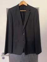 HUGO Boss Sakko Jacke Anzug Blazer Herren Schwarz Gr.98 Neuwertig München - Ramersdorf-Perlach Vorschau