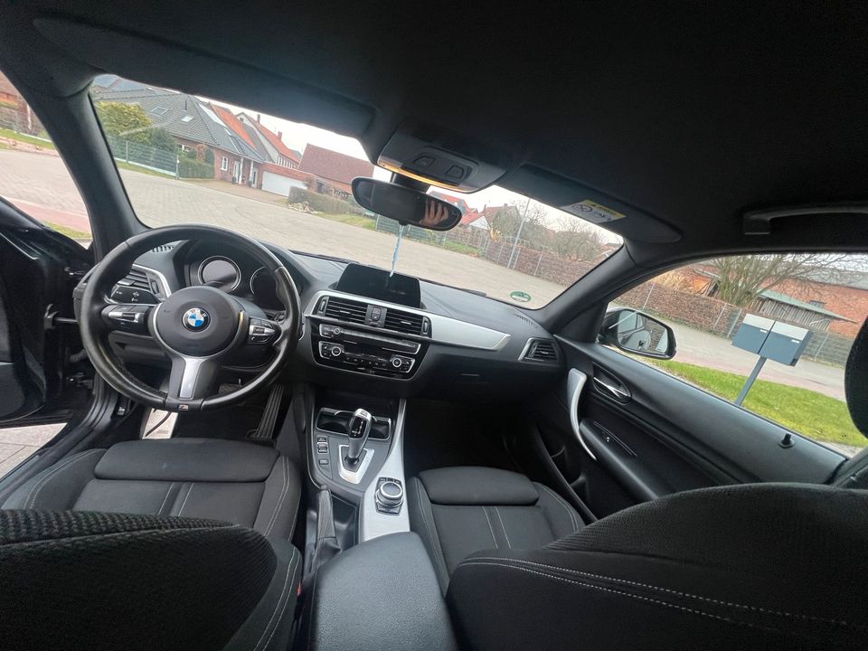 BMW F20 118d, M packet, Black line in Essen (Oldenburg)