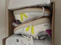VEJA V-12 Mesh White Jaune - Fluo Ultraviolett Gr. 40 Neu OVP Schleswig-Holstein - Lübeck Vorschau