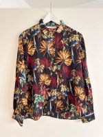 Zara dunkelblaue kastige Bluse mit Ginkgo Blätter Print S Bayern - Würzburg Vorschau