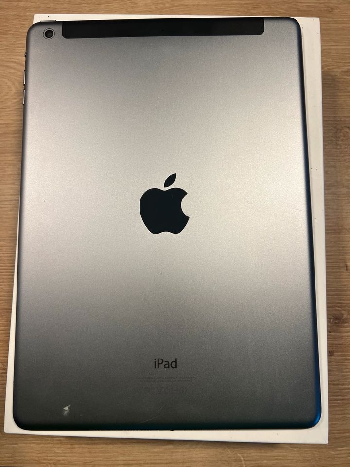 Apple iPad Air 16 GB Cell+WiFi in Holzkirchen