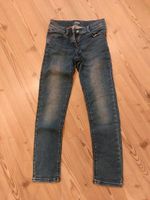 Jeans sOliver Gr 134 140 Nordrhein-Westfalen - Zülpich Vorschau