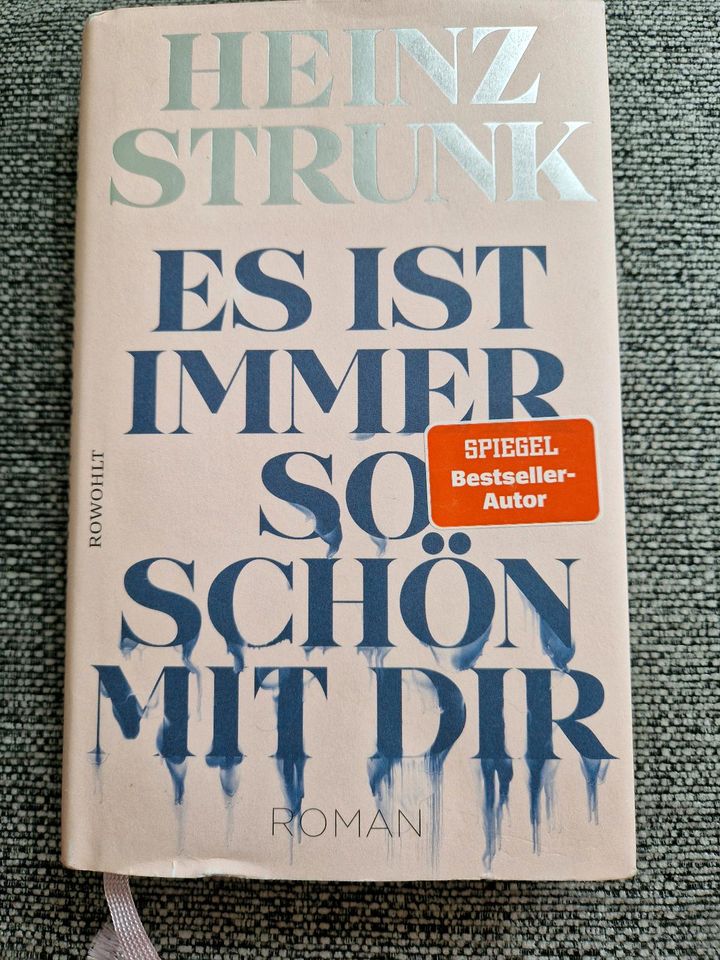 Heinz Strunk Es ist immer so schön mit dir Roman Bestseller Krimi in Kassel