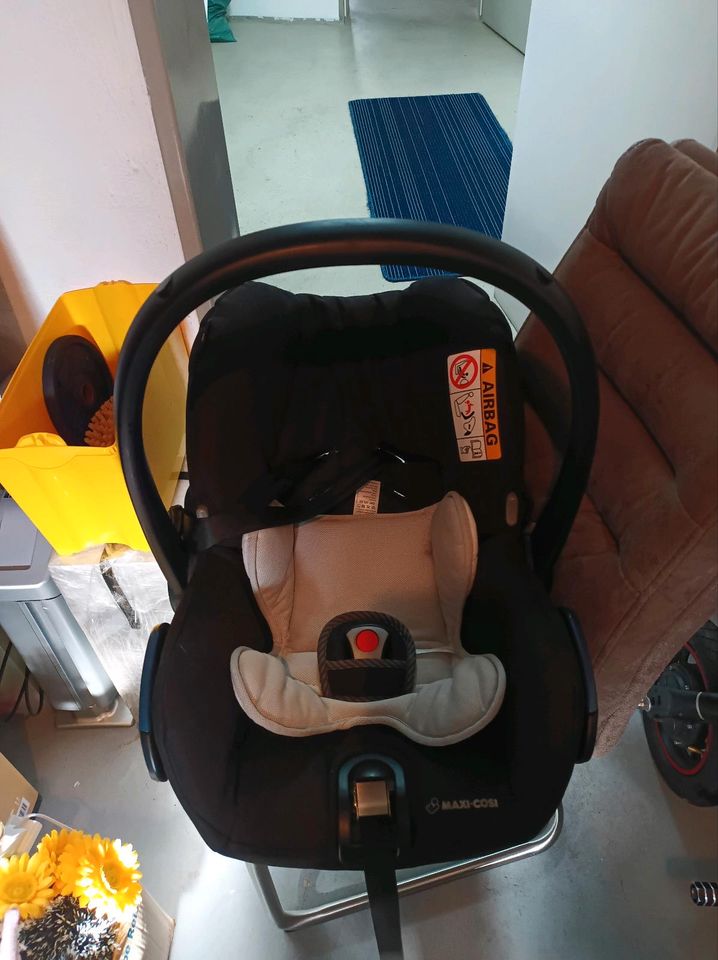 Maxi Cosi Baby Auto Kindersitz in Mutterstadt