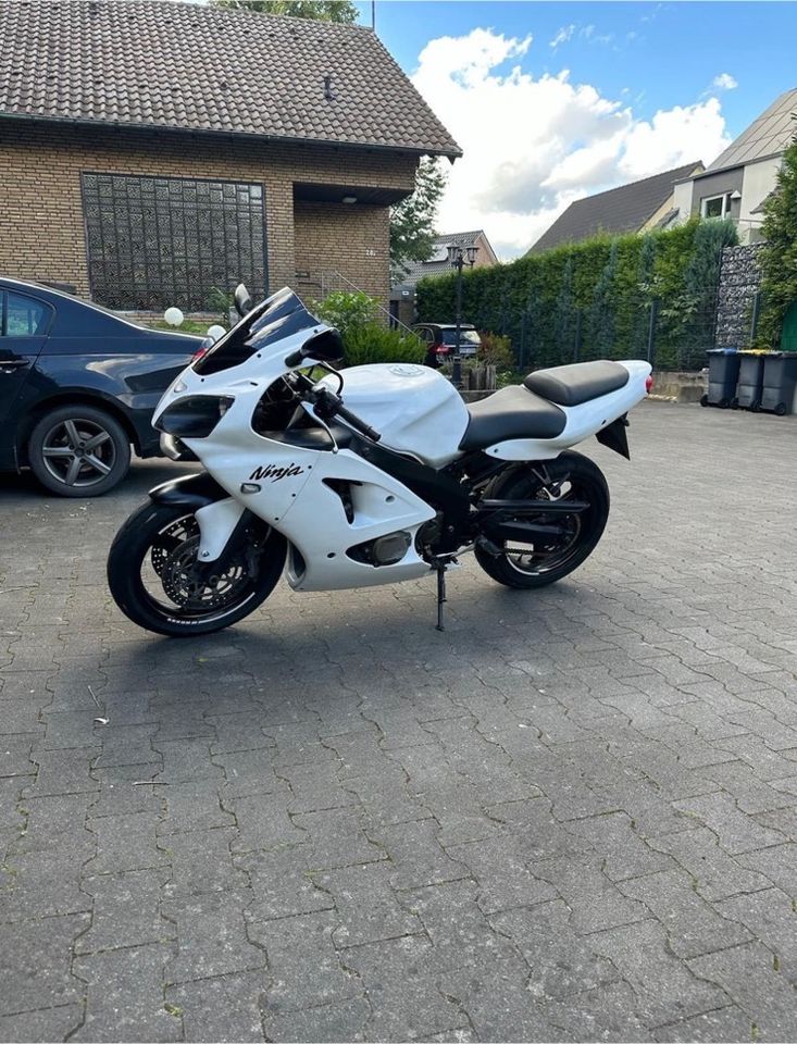 Kawasaki ZX6R 2002 in Mülheim (Ruhr)