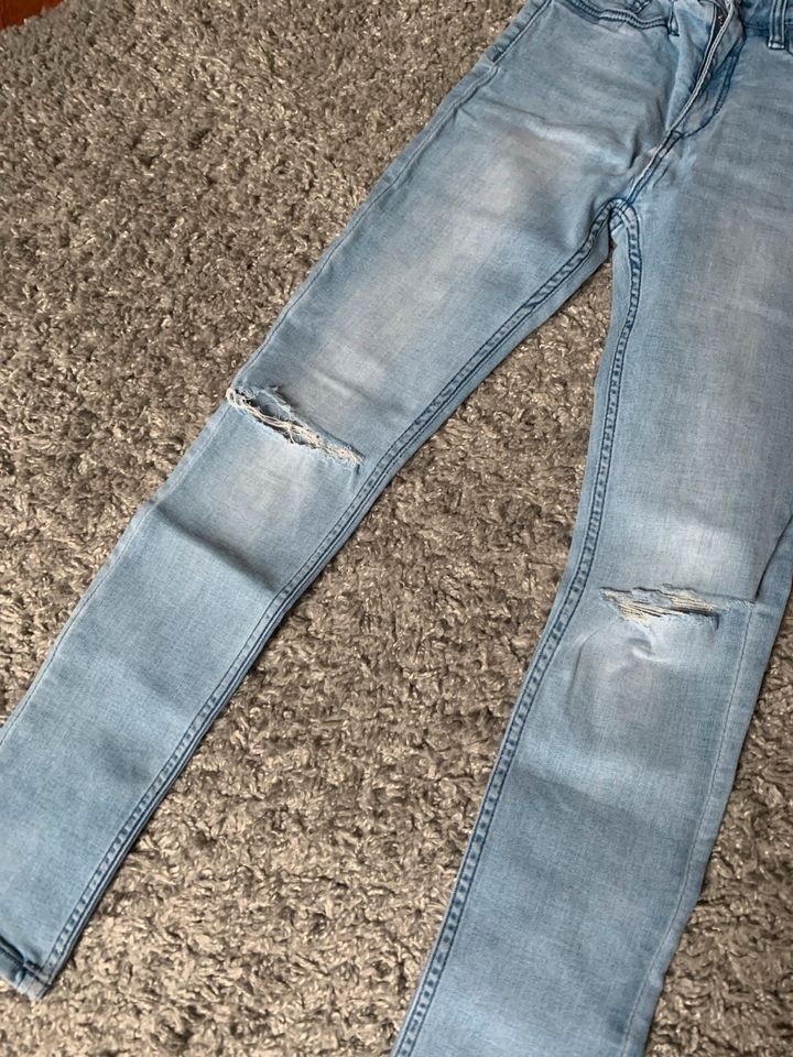 H&M high waist Skinny Jeans 140 in Dörpen