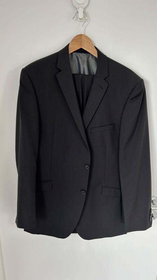 Business Anzug schwarz - Größe 54 - neuwertig - 100% Baumwolle in Bonn