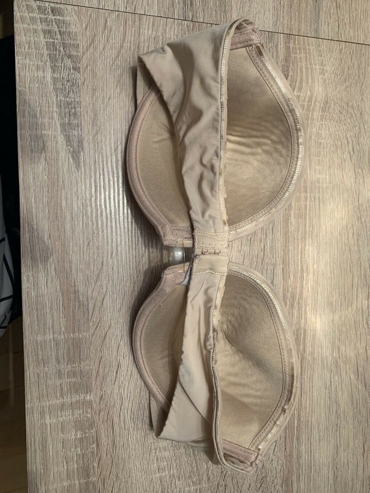 Wonderbra BH 80C vielseitig nude in Burggen