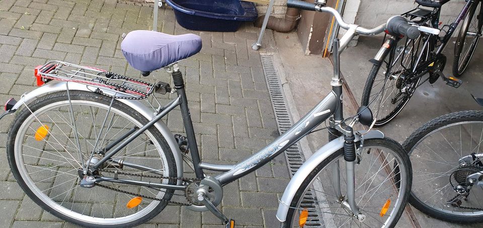 Fahrrad Sehr gut in Herford