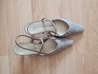 Slingpumps, taupe mit Strasssteinchen Hessen - Fuldatal Vorschau