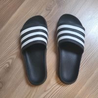 Adilette Adidas Latschen schwarz Gr. 7 (39?) Sachsen - Arnsdorf Vorschau