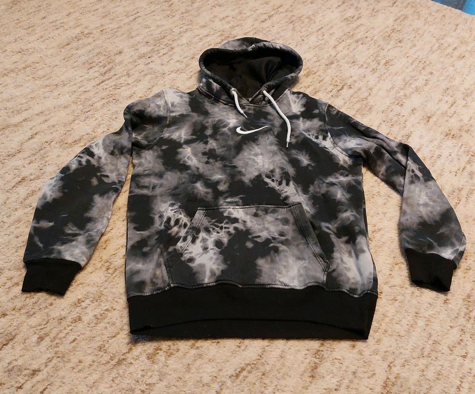 Nike Hoodie Pullover grau Batikmuster Gr. S in Klingenberg am Main