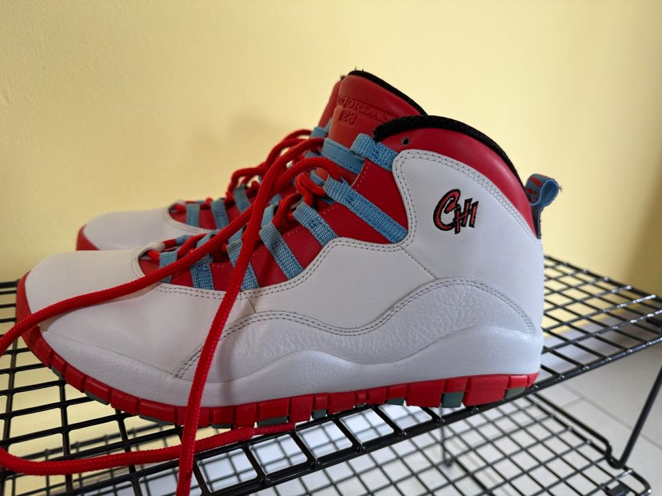 Nike Air Jordan 10 X Chicago Red Flag Größe 43 Retro Sneakers in Zirndorf