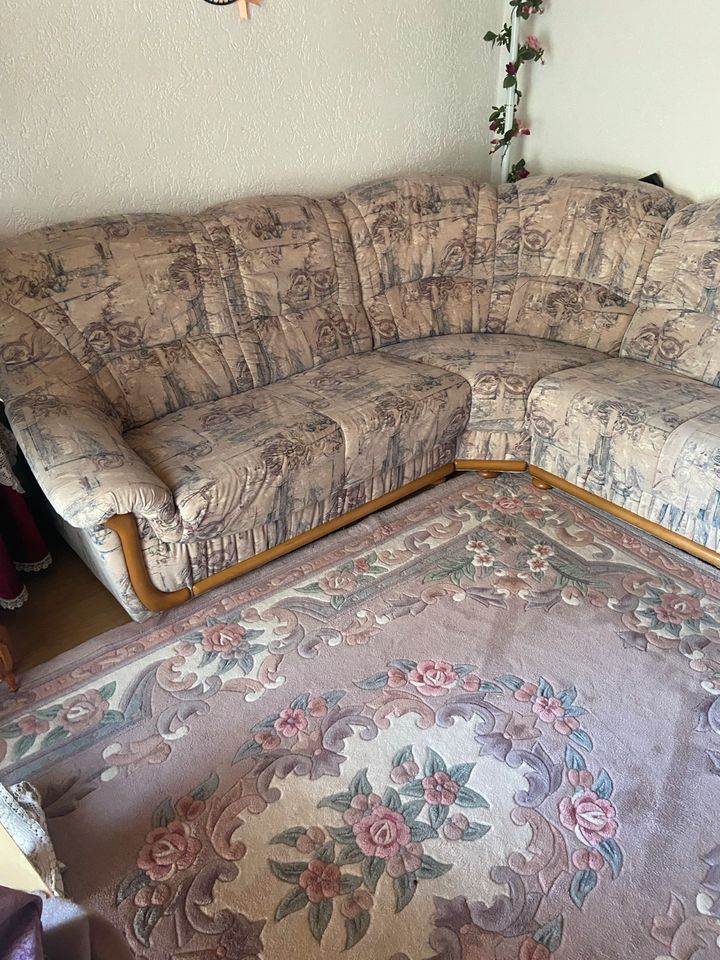 Sofa - Couch neuwertig für Wohnzimmer in Bruckmühl