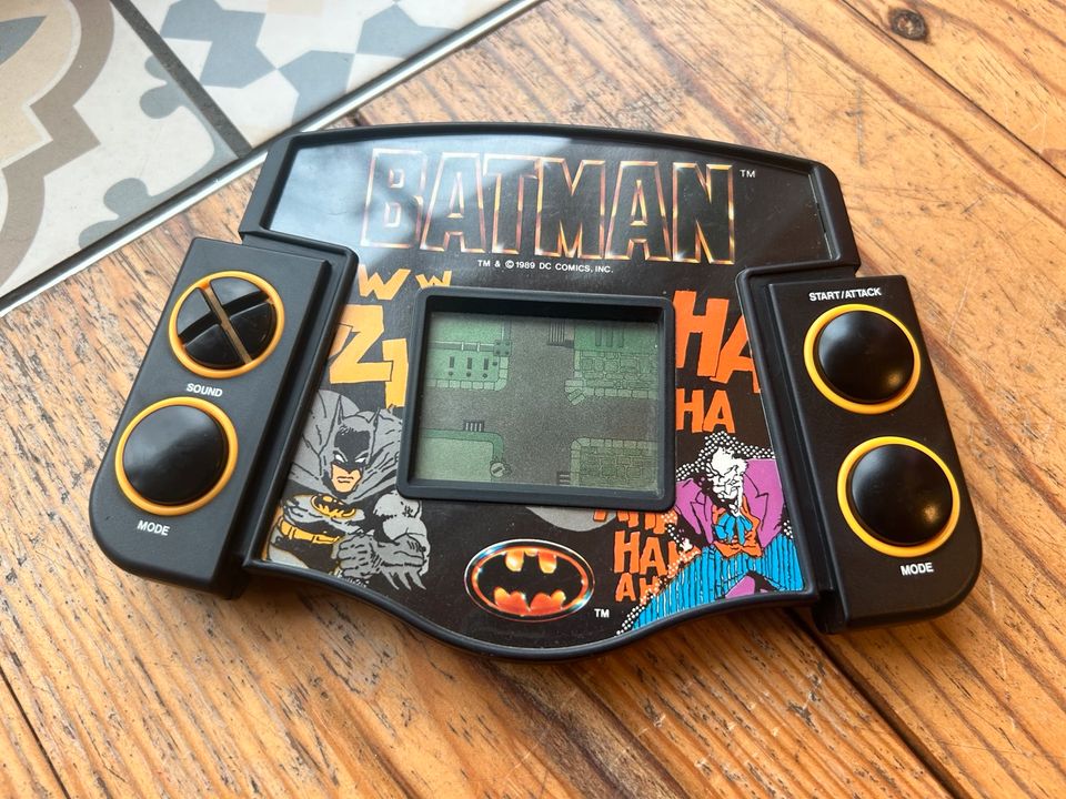 Batman Grandstand DC Comics Handheld 1989 Videospiel lcd in Oberhausen