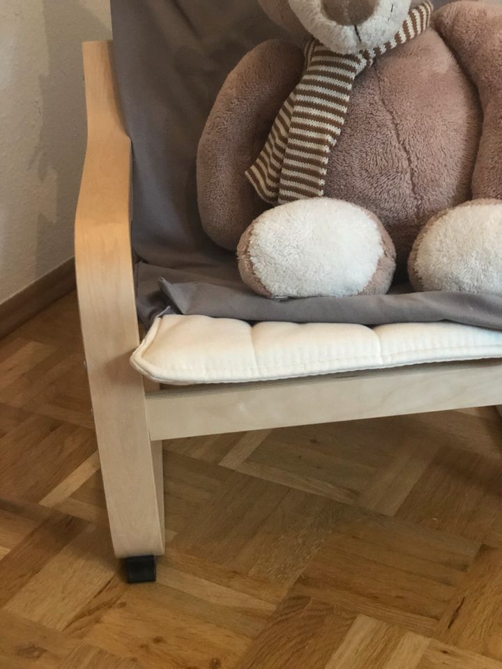 Muss dieses Wochenende raus: IKEA Kindersessel mit Überzug in Berlin