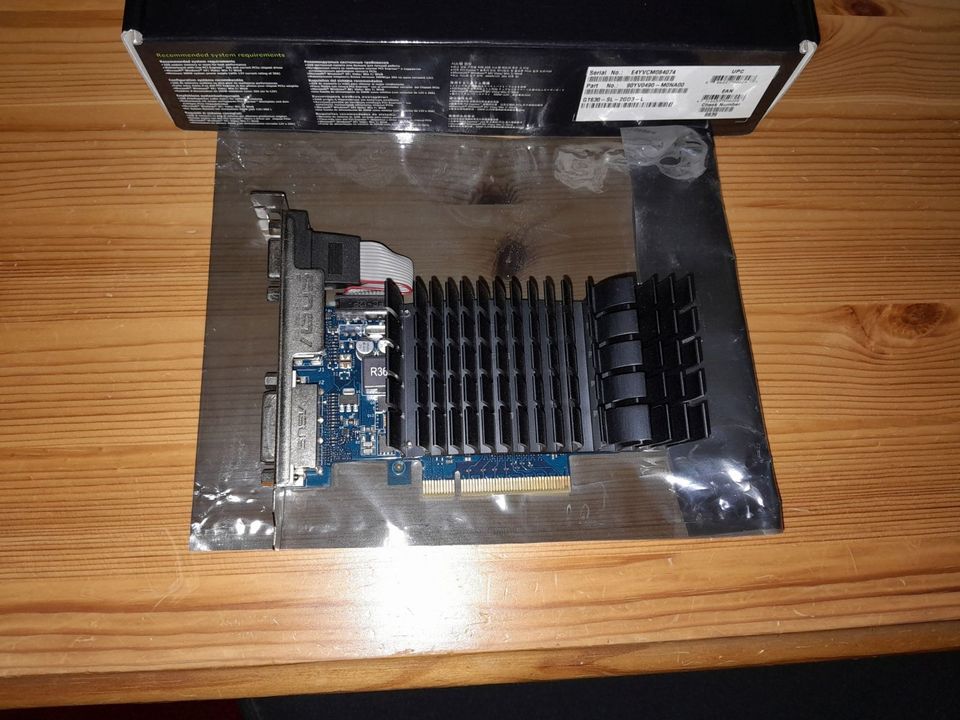 ASUS Grafikkarte GF630, 2GB DDR3, kurze Sondergröße, PCIe in Berlin