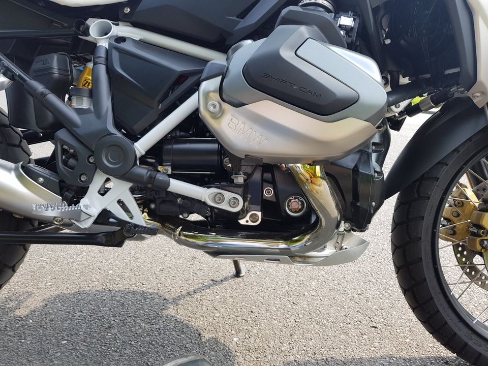 Seher Schöne BMW R 1250  GS mit erst  880 Km in Duisburg