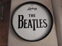 Beatles Drum Logo 22 Zoll auf Remo Basstrommelfell Hessen - Großalmerode Vorschau