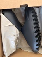 Adidas Yeezy Slides Onyx EU 37 Köln - Lindenthal Vorschau