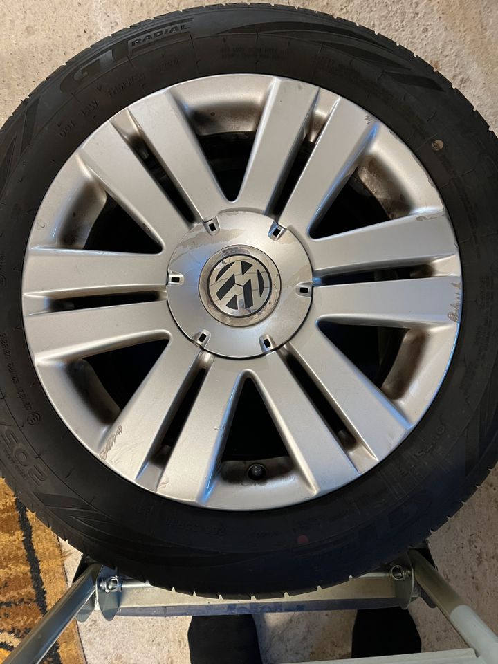 Orginal VW Alufelgen mit Reifen in Klettgau