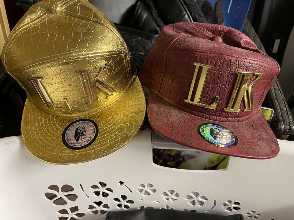 SnapBack cap 2 stuck 1 Preis tayga Medusa in Niedersachsen - Aurich | eBay  Kleinanzeigen ist jetzt Kleinanzeigen