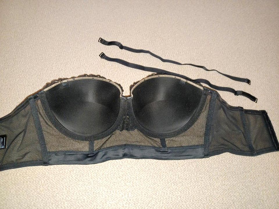 w NEU Calvin Klein BH Corsage schwarz trägerlos 75C in Köln