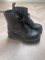 Dr. Martens Plateaustiefel Hessen - Kassel Vorschau