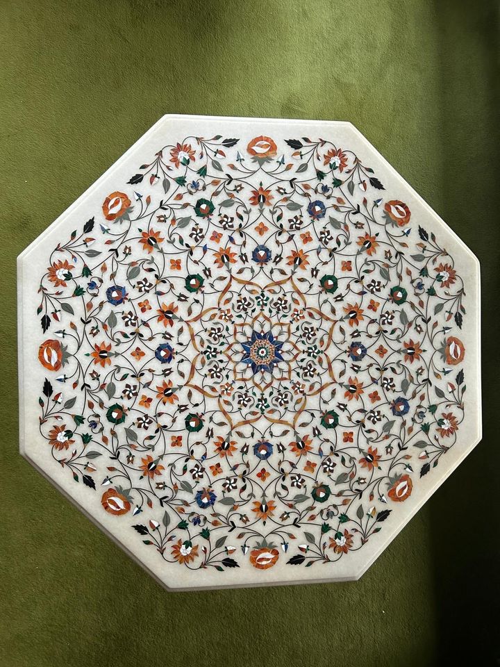 Marmortisch aus Indien in Aachen