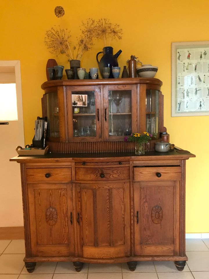 Wohnzimmer Buffet alt vintage 20-er, 30-er Jahre Kiefer in Neustrelitz