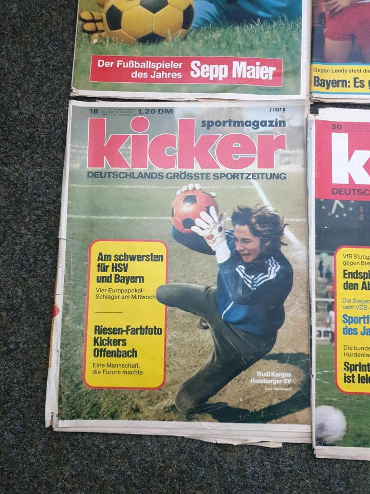 5 alte Hefte Kicker Sportmagazin aus 1975, Beckenbauer,  Bayern in Köln
