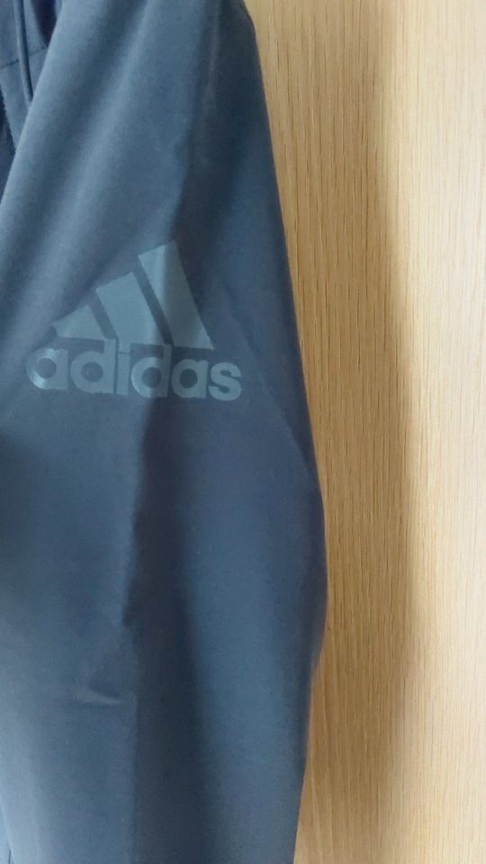 Adidas - Trainingsjacke - Laufjacke - Jacke - Sport - Gr. S - neu in Weissach