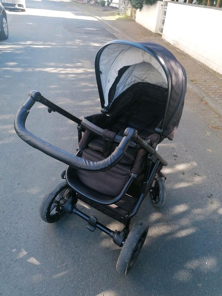 Moon Lusso Kinderwagen schwarz in Haiger