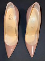 Kate Louboutin Saarland - Neunkirchen Vorschau