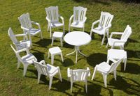 Gartenmöbel: 10 Stühle, Tisch, 2 Hocker, Beistelltisch, Auflagen Schleswig-Holstein - Ahrensburg Vorschau