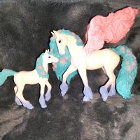 Schleich bayala Pegasus und Fohlen Rosen Schleswig-Holstein - Flensburg Vorschau