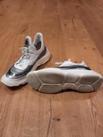 Högl Sneaker Turnschuhe weiß silber 40 NP 189€ Bayern - Aholming Vorschau