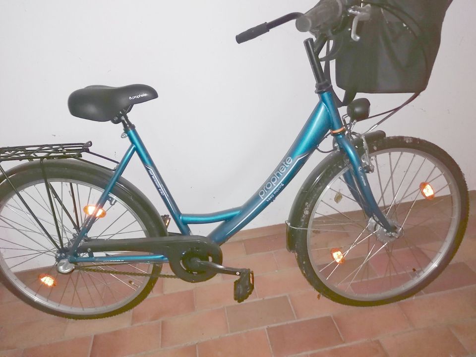 Neues nur 60 km gefahrenes Prophete -Damenfarrad  City Bike 26" in Arnstorf