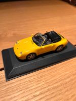 Porsche 911 Cabrio gelb (993) MINICHAMPS 1:43, top! Kr. München - Grasbrunn Vorschau