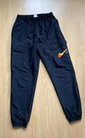 Nike Sport Hose Gr. M Hessen - Bad Camberg Vorschau