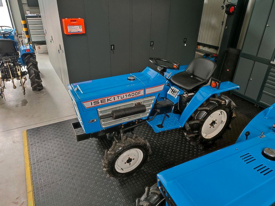 Kleintraktor Iseki TU 1400 Mitsubishi 3 Zylinder Allrad Traktor in Auderath