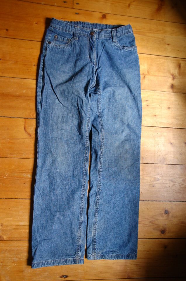 gefütterte Jeans Verstellgummis im Bund Gr. 146 /152 in Dresden