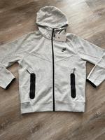 Nike Tech Fleece Jacke Gr.L Nordrhein-Westfalen - Swisttal Vorschau