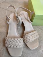 TOP: Deichmann Damen Schuhe 39 Absatz Beige Hochzeit Feier Fest Saarbrücken-Halberg - Bübingen Vorschau