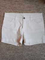 Hose kurz , shorts weiss Gr 42 Sachsen-Anhalt - Hettstedt Vorschau