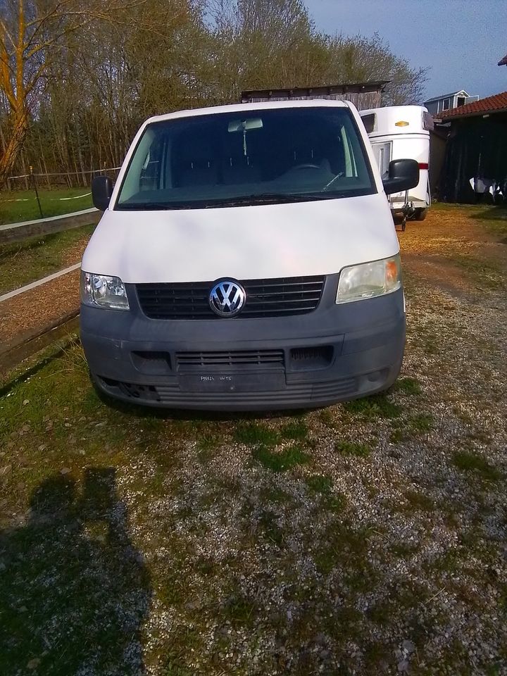 VW T 5 Kasten in Oberschneiding